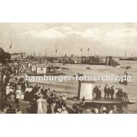 403_09540368 Badewetter an der Elbe - histoirsche Aufnahme vom Elbstrand ca. 1900. | 